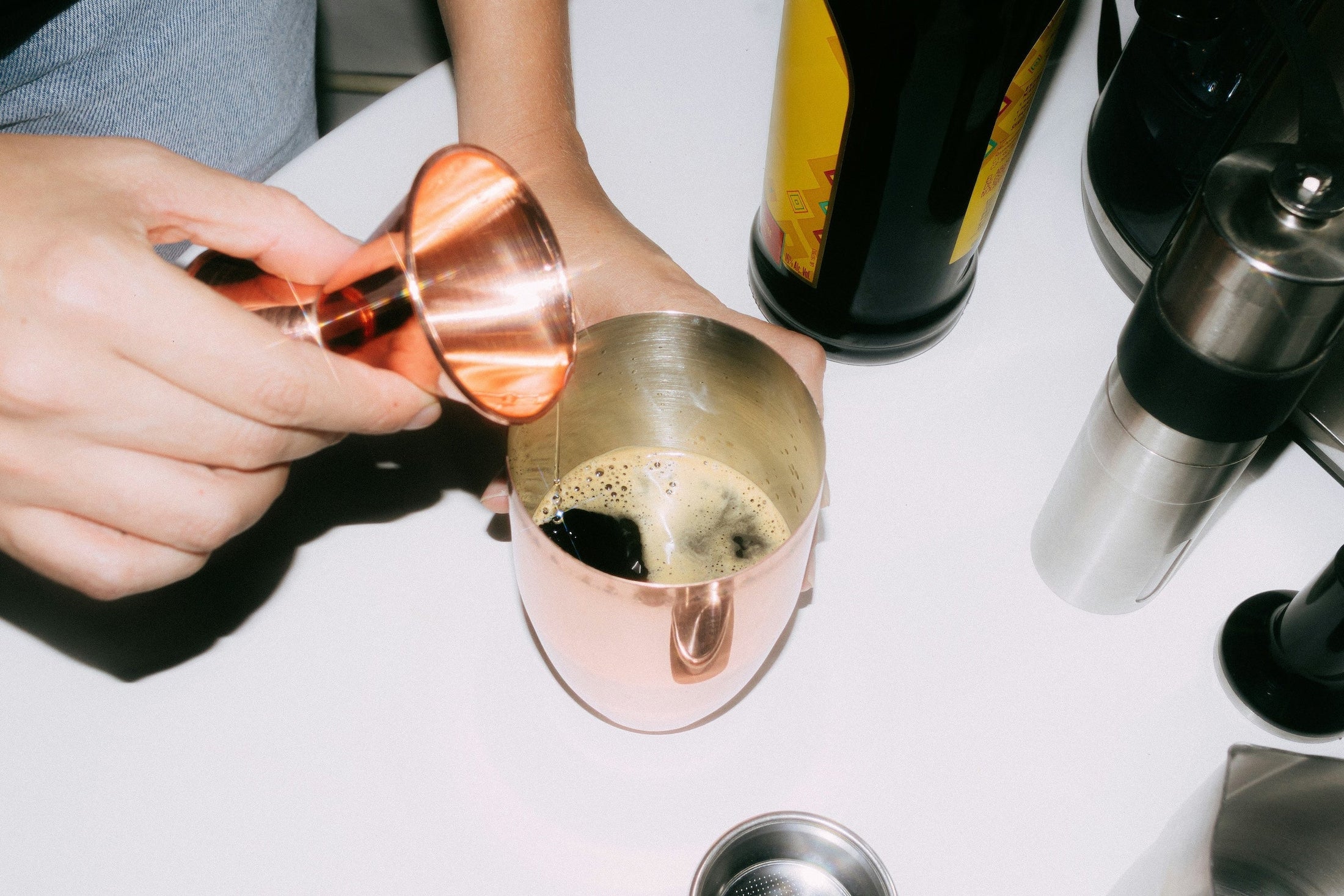 5 Manageable Cocktail Recipes for a Great House Party